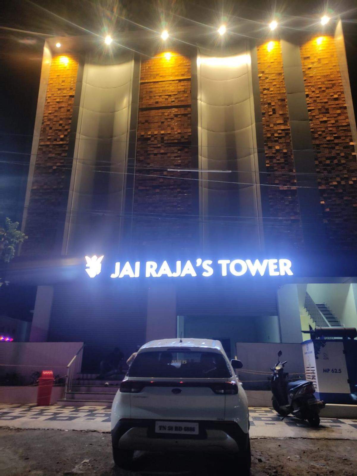 Jai Raja'S Tower Hotel Karaikkudi Ngoại thất bức ảnh