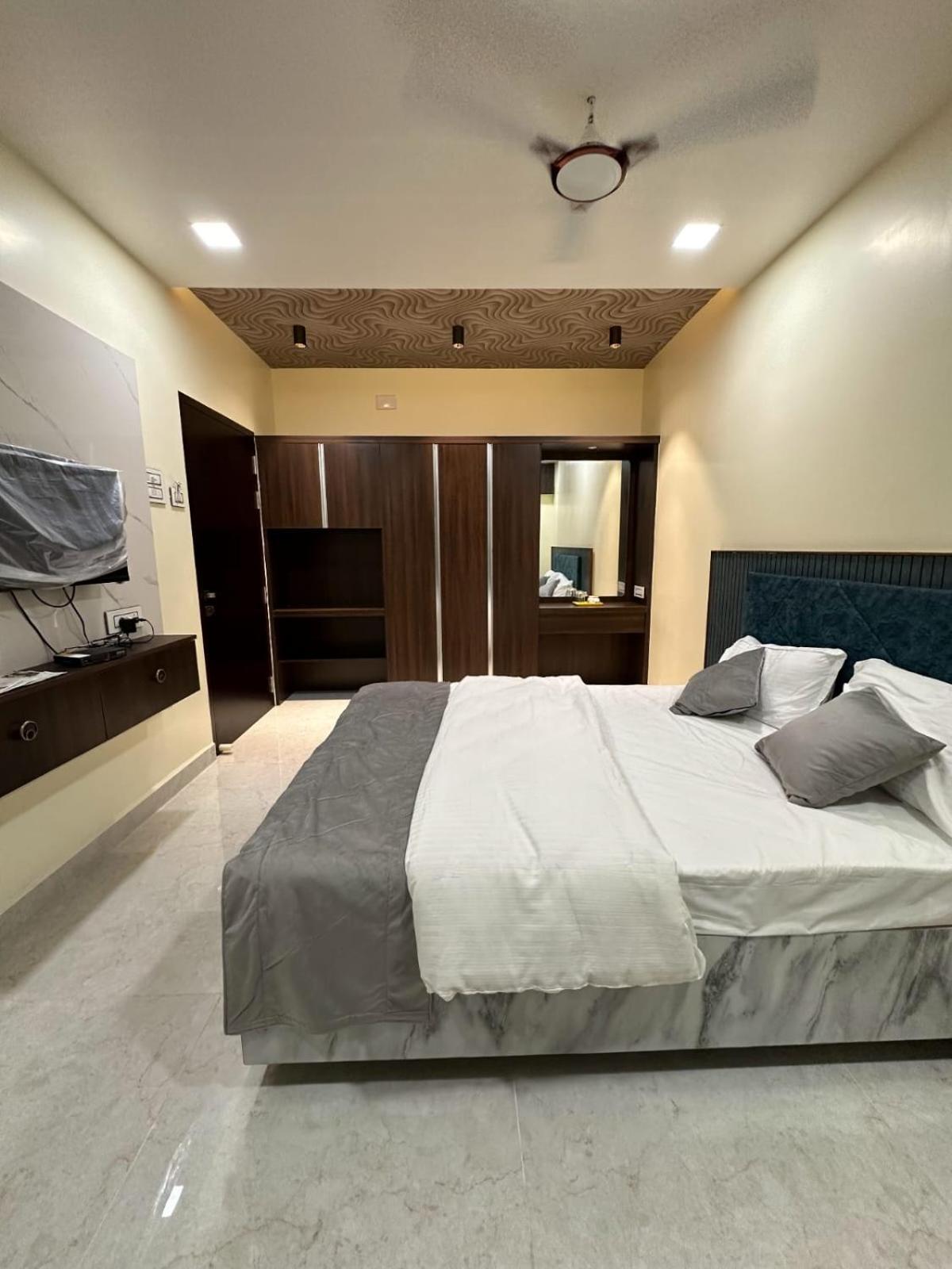 Jai Raja'S Tower Hotel Karaikkudi Ngoại thất bức ảnh