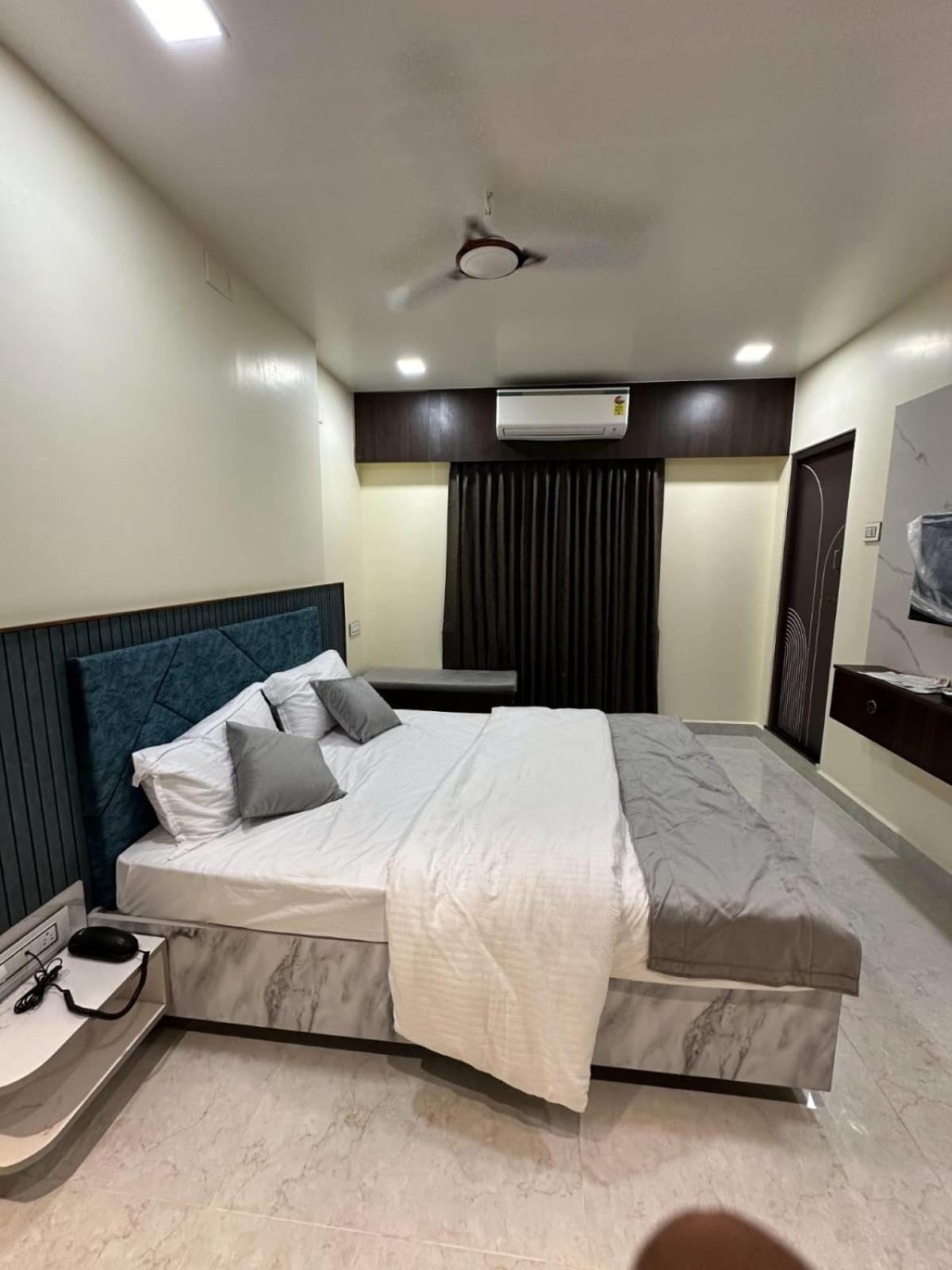 Jai Raja'S Tower Hotel Karaikkudi Ngoại thất bức ảnh